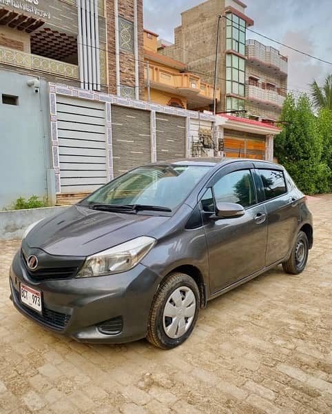 Toyota Vitz 2015 7