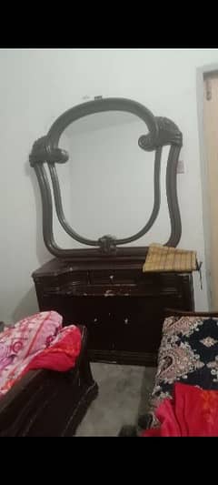 dressing table for sale in very low price