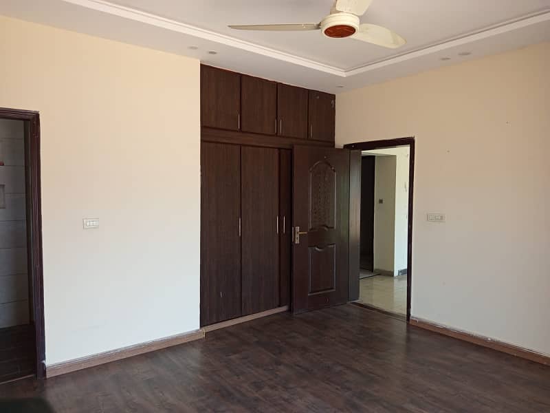 askari 11 4 bedroom house 13