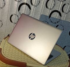 Hp elitebook folio g1 core m5-6ty 8gb ram