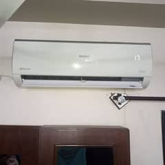 Orient split AC