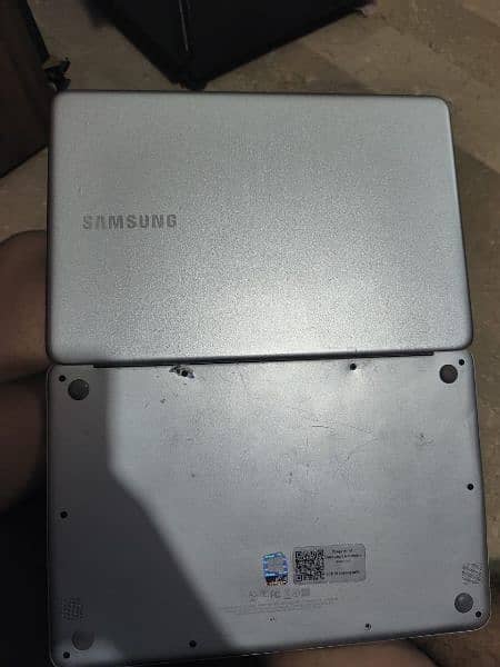 SAMSUNG NOTEBOOK 9 4