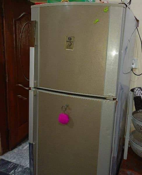 Dawlance fridge in very good condition 1