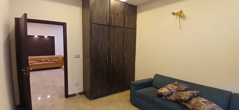 10 Marla Lower Portion Available For Rent In Umar Block Bahria Town Lahore 2