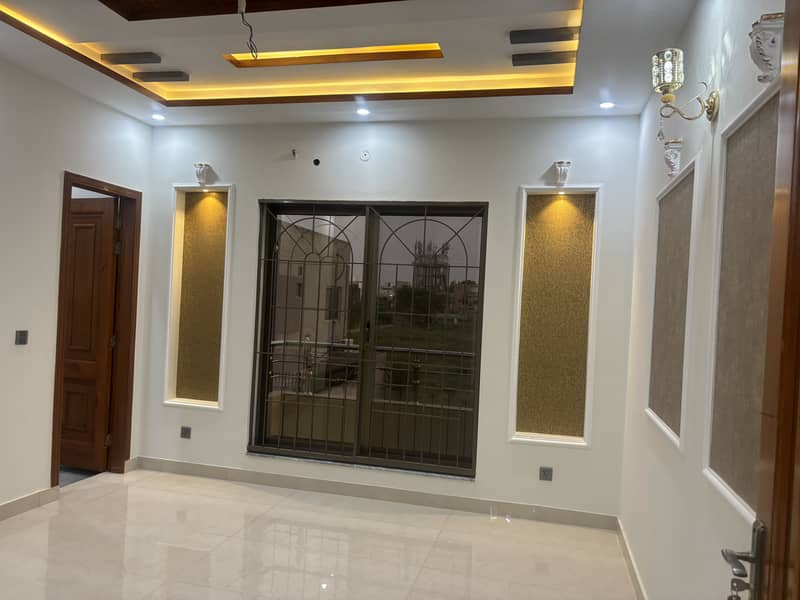 WAPDA TOWN CORNER 10.4 MARLA MODREN STYLE BRAND NEW HOUSE IS AVAILABLE FOR SALE 38