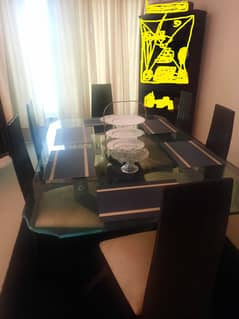 6 person dinning table with chairs