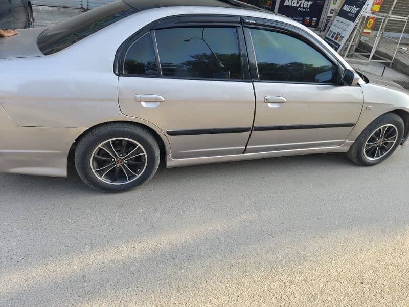 Honda Civic Oriel 2001 8