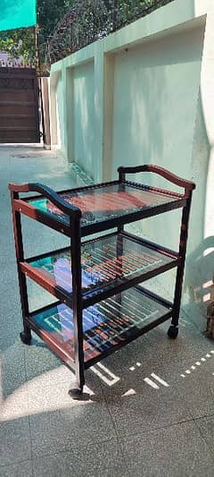 Dark brown kitchen trolley.