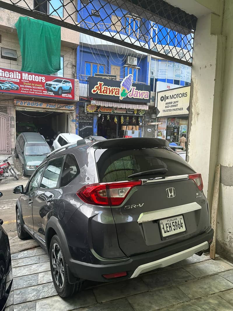 Honda BRV S 2019 Already Bank Leased 6