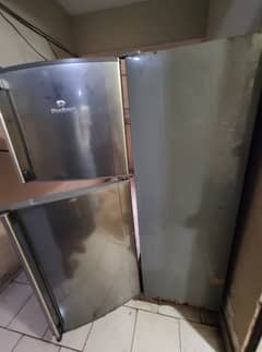 Used Dawlance Fridge 0