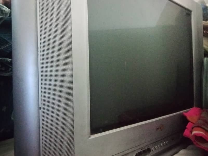 Lg television for sale 3