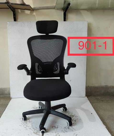 Executive Chair/Office Chair/Staff Chair/Workstations/Meeting Table 4