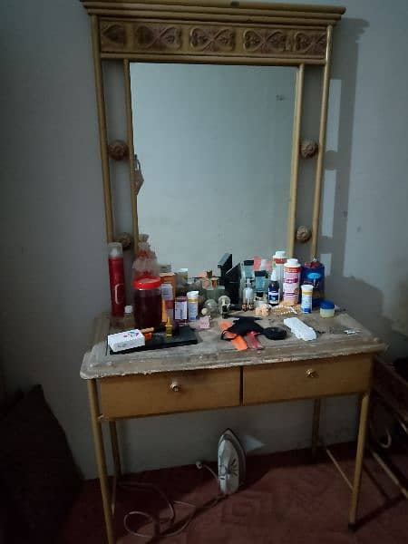 dressing table 1