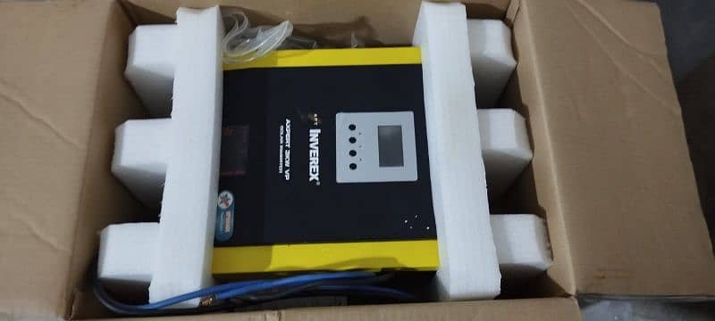 Inverex  inverter 3Kv mint condition no open no repair complete box 6