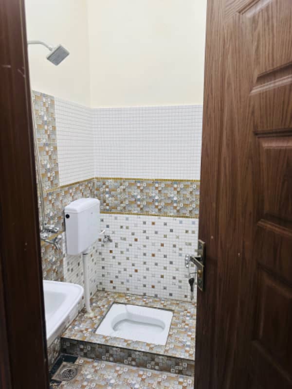 2 Marlah Brand New House Near Sabzazar For Sale 4