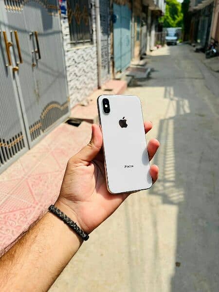 Iphone x 64gb (03365196700) 2