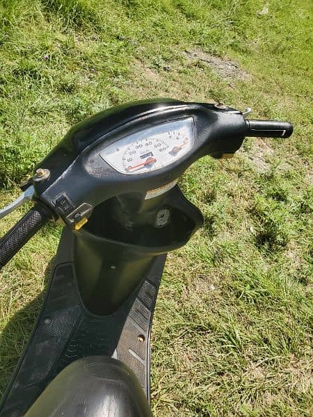 Honda Dio Scooty 2