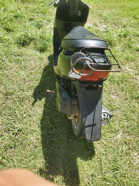 Honda Dio Scooty 4