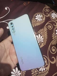 Vivo S1