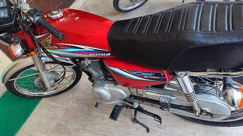 Honda CG125 2015 13