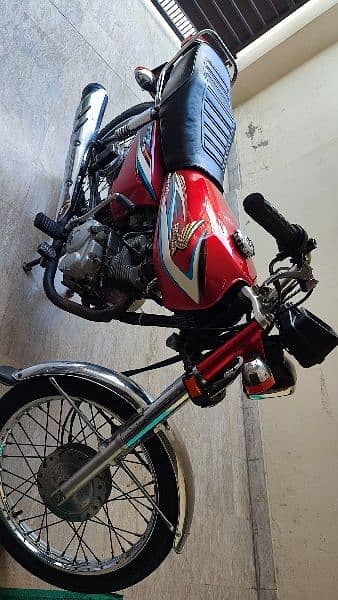 Honda CG125 2015 18