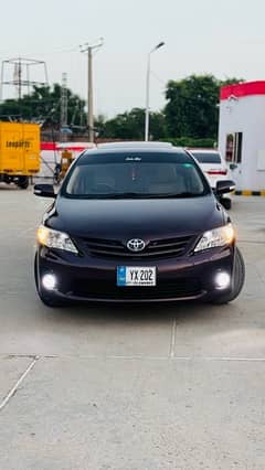 Toyota Corolla Altis 2013