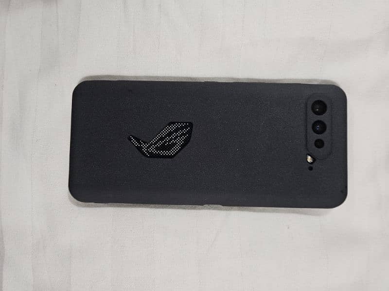 PTA Approved Asus ROG Phone 5 For Sale 10