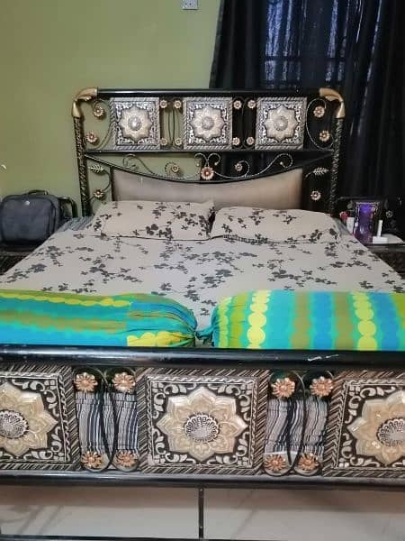 bed with side table 2