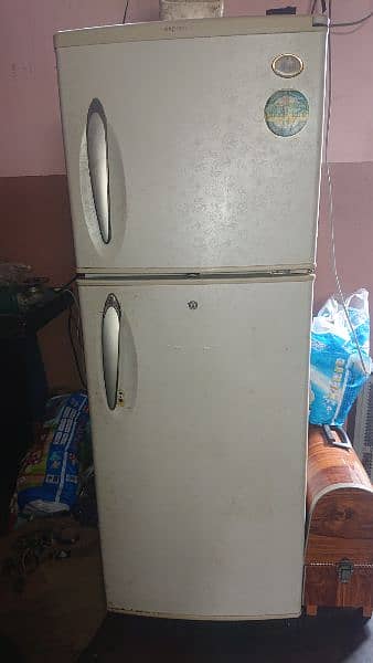 LG deforest refrigerator excellent condition 0