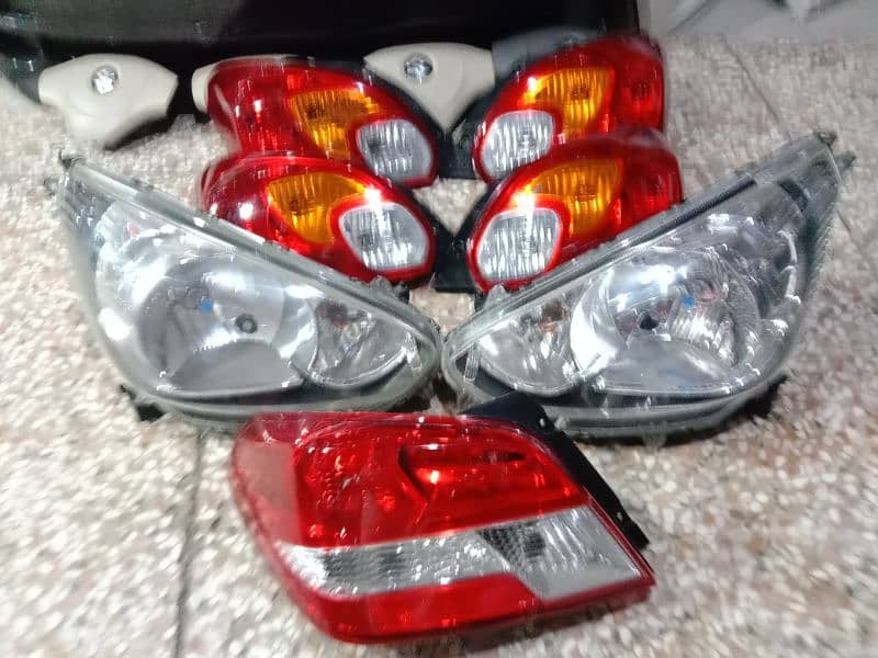 Mitsubishi Miraj car back light 4