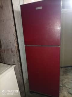 Electrolux medium size fridge. . phone number 03017182688