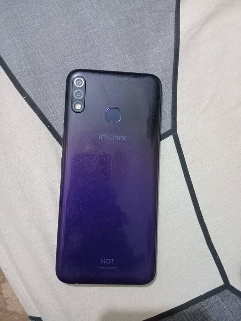 Infinix hot 8 lite 1