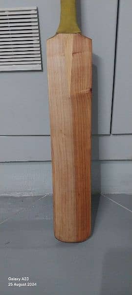 pure English willow narrow grains hard ball bat 1