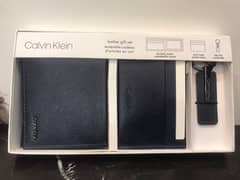 Calvin Klein (CK) - Brand New - Slim-fold Wallet Card Case & Key Ring 0