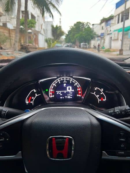 Honda Civic Oriel 2021 4