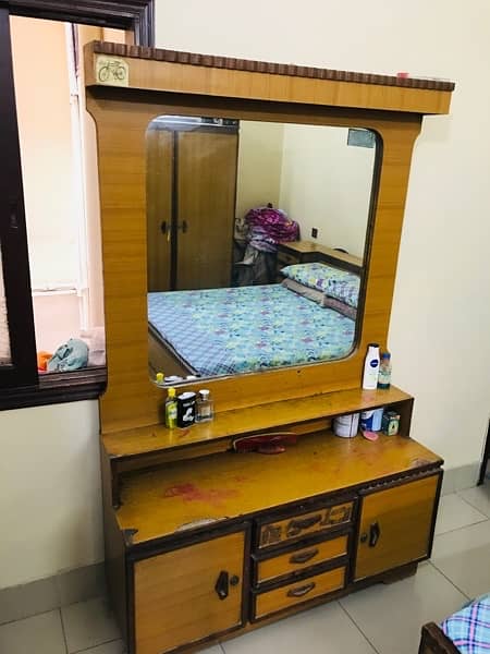 Wooden Dressing Table with mirror, cabinets and drowse 1