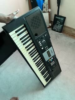 Yamaha PSR- E223