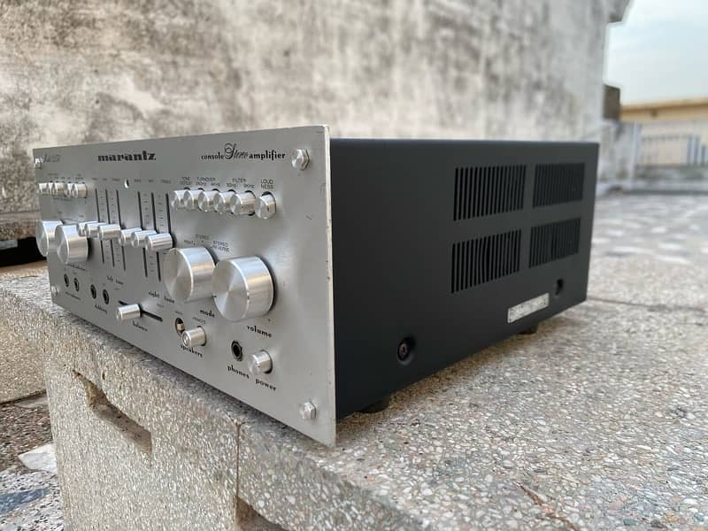 Marantz model 1250 integrated amplifier 16