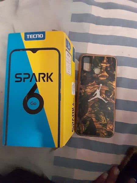 tecno spark 6 go 5