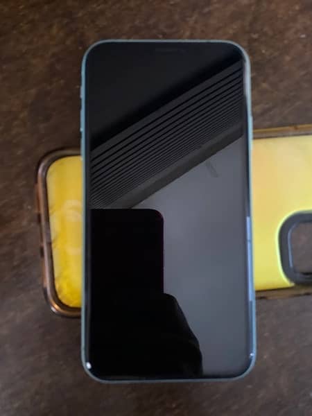 iPhone 11 128gb PTA 5