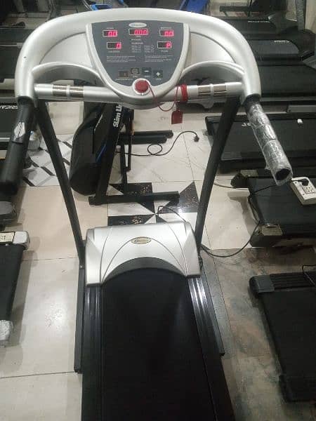 treadmils. (0309 5885468). gym cycles. home gym. ellapticals 7