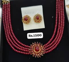 red pearls set