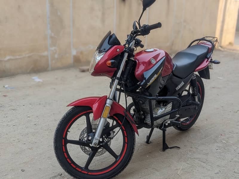 YAMAHA YBR-125 2021 Model For Sale 3