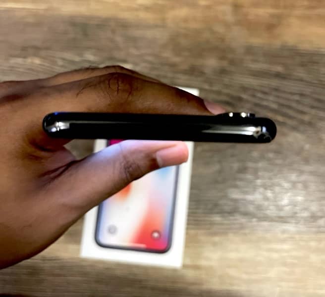 iPhone X 64GB PTA Approved 4