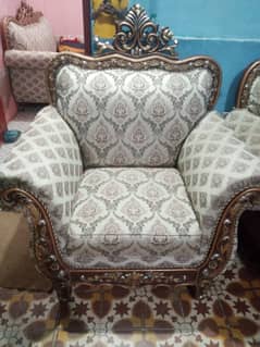 Sofa Set Bit used . Selling in Emergency need of money