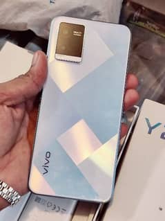 vivo y21 A full box lush condition 0