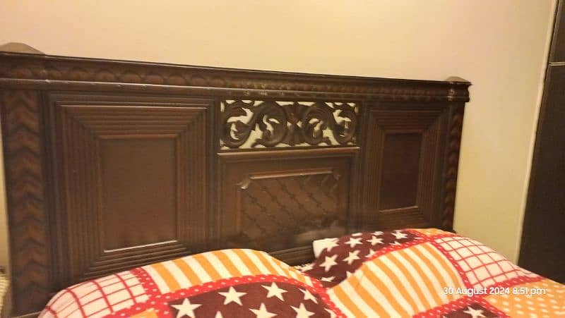 wooden bed 1