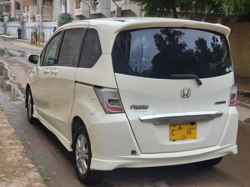 Honda Freed 2012 2