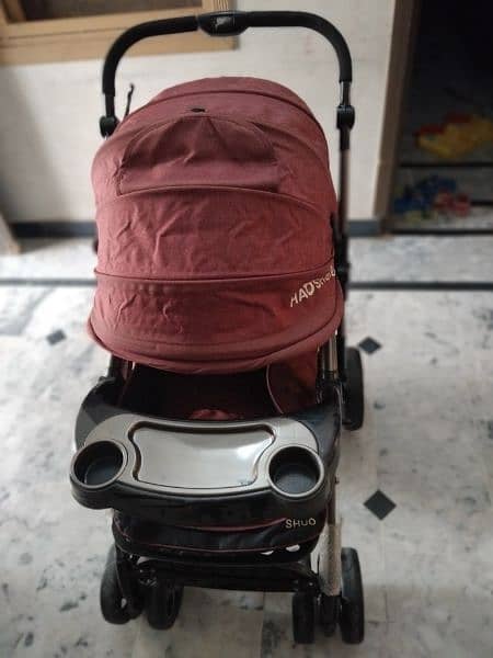 pram in good condition. 1