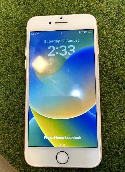 iphone 8 Non pta 64 gb Gold Colour 2